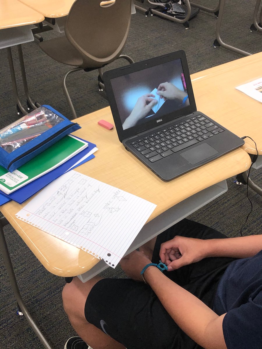 WMS_Spanish's tweet photo. Hybrid and virtual learning means learning new study skills. Today we’re working on taking notes from a video. Stay tuned Thursday to see if we can make paper cranes using only our notes! #rocksrise #wmsrocks361 https://t.co/VEPBqRLTgo