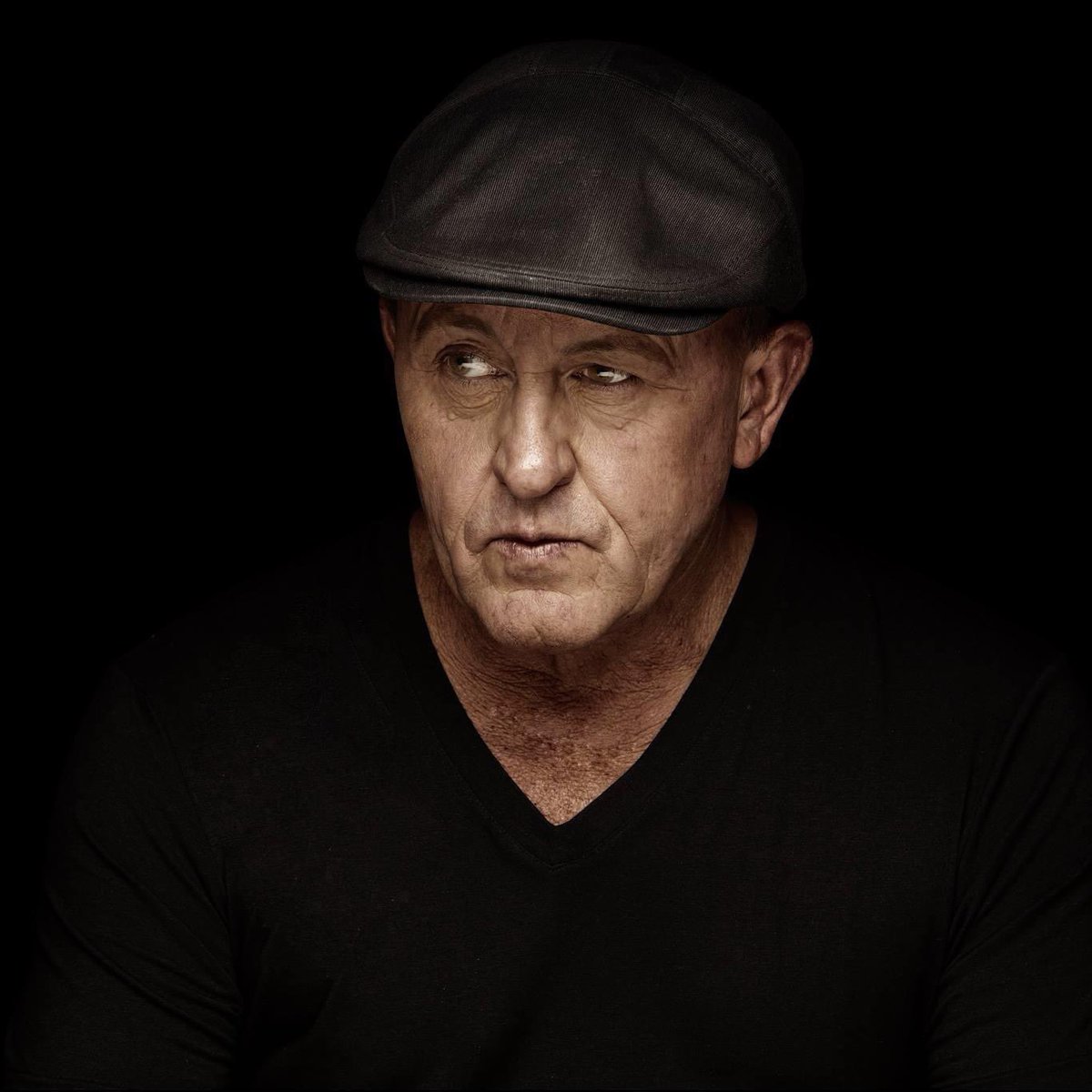 Benspaldingpage's tweet image. A personal hero of mine, it’s been a honour to pick Danny Rampling’s brains in his truly wonderful, candid, real &amp;amp; inspirational interview with @PuzzleMusicUK 

To read it, head here 👉 facebook.com/notes/puzzlepr… ❤️

#BenSpalding
#DannyRampling
#DJDannyRampling
#PuzzleProjectsMusic