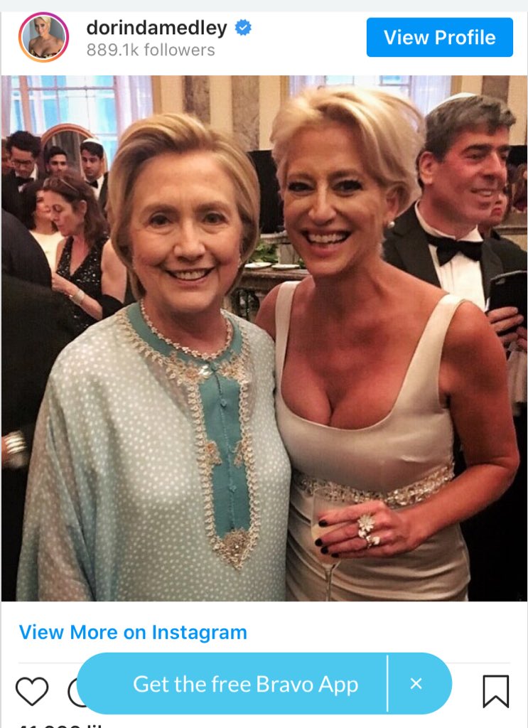 6) Dorinda caught up w/ Hillary at an ‘interesting’ wedding. Her daughter was a bridesmaid... who was the bride?   #RHONY  #DorindaMedley  #HillaryClinton