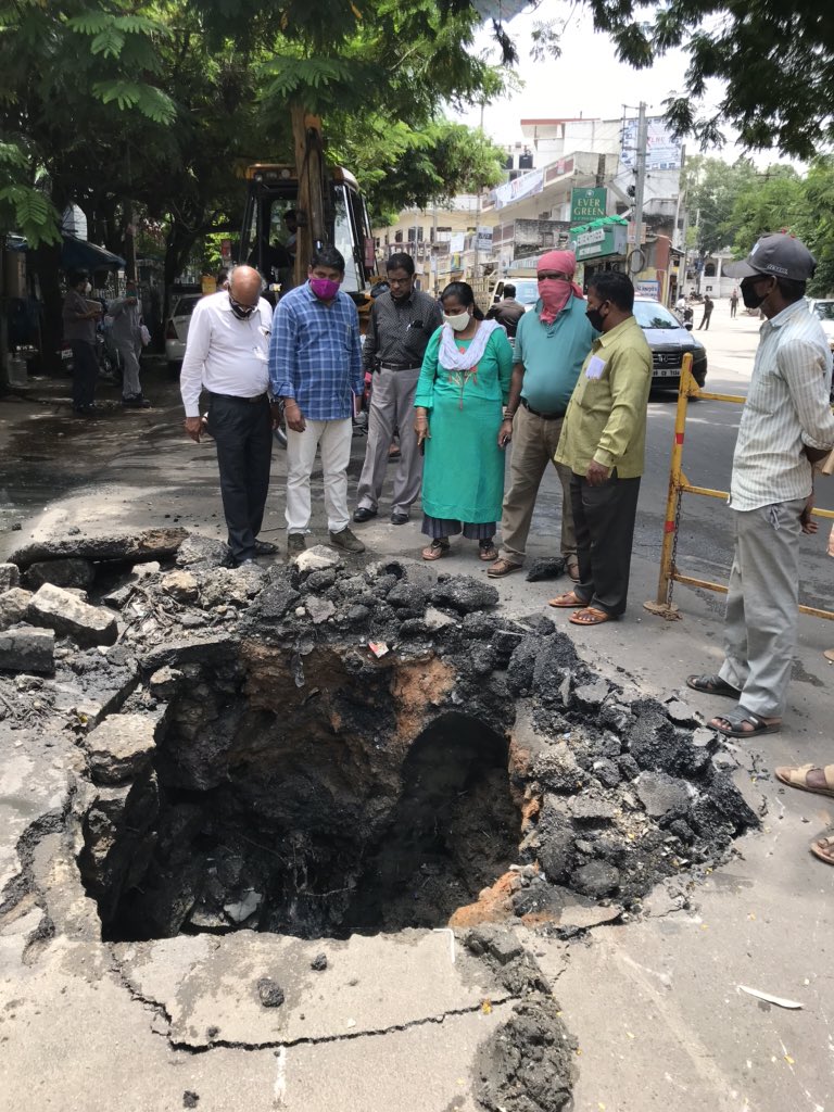 Dy.GM(E),Narayanaguda (@hmwssbdgmnrygda) on Twitter photo <a href="/MDHMWSSB/">K Ashok Reddy, IAS</a> <a href="/hmwssbcgmomc3/">P Anand Naik - CGM, O&M Circle III, HMWSSB</a> <a href="/HMWSSBOnline/">HMWSSB</a> sir inspection and attended the reconstruction of 12 ft depth deep manhole along with Himayathnagar Corporator and section manager under Narayanaguda section <a href="/MDHMWSSB/">K Ashok Reddy, IAS</a> <a href="/hmwssbcgmomc3/">P Anand Naik - CGM, O&M Circle III, HMWSSB</a> <a href="/HMWSSBOnline/">HMWSSB</a> sir inspection and attended the reconstruction of 12 ft depth deep manhole along with Himayathnagar Corporator and section manager under Narayanaguda section