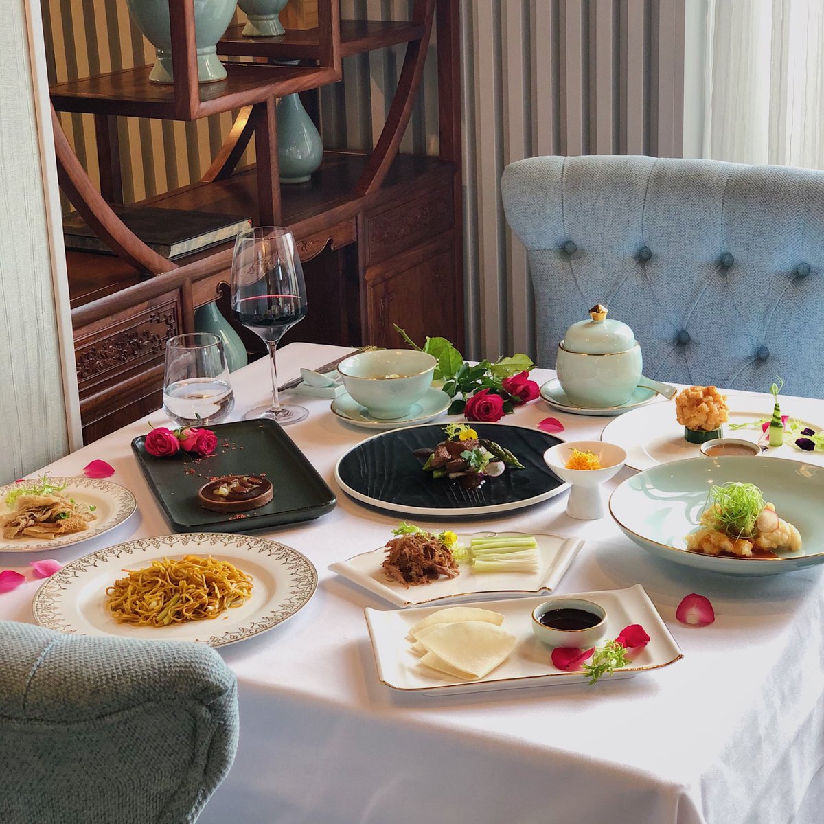 Old Post Office Blackrock tweet media