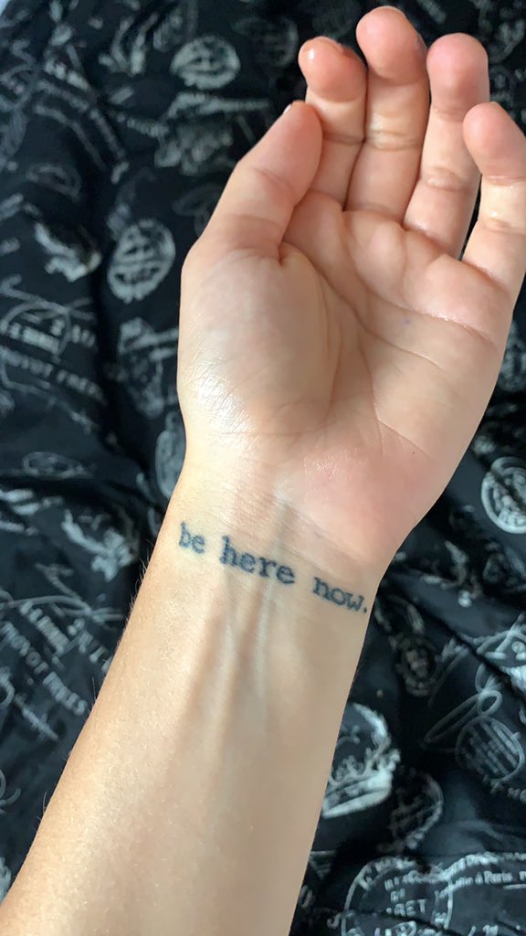 ODETA  on Twitter CosmaTud0r IslaStewart8 I got my wrist tattoos  actually got for this reason An anchor can also be a word or phrase you  repeat to yourself I look at