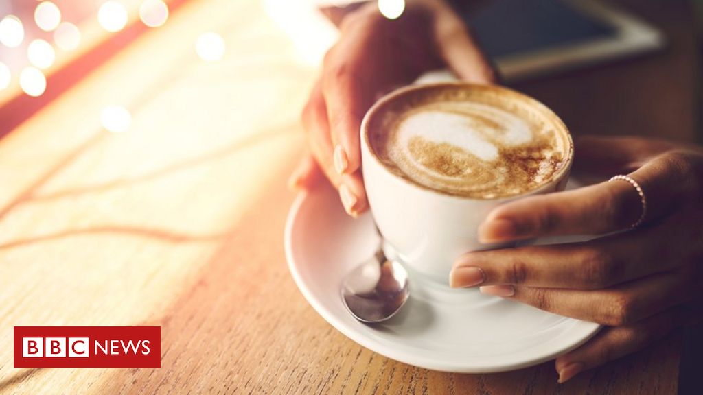 The controversial research paper, published in BMJ Evidence Based Medicine, looked at 48 studies Prof Jack James acknowledges his report is observational, so can& #39;t prove anything definitively But he claims tea and coffee are best avoided  https://bbc.in/31sW95z&q...