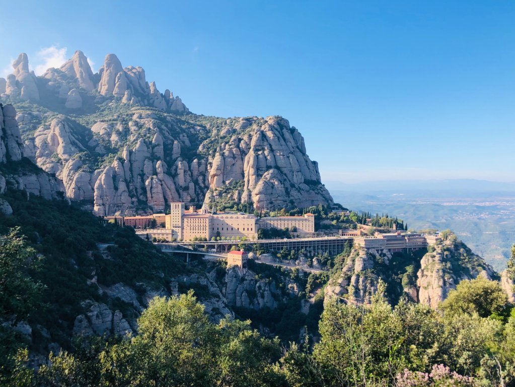 Sortida al Massís i Monestir de Montserrat el dia 3 de setembre #SortidesCulturals #PolViatges #montserrat #descobreixcatalunya #catalunyaexperience 
polviatges.com/calendari-cult…