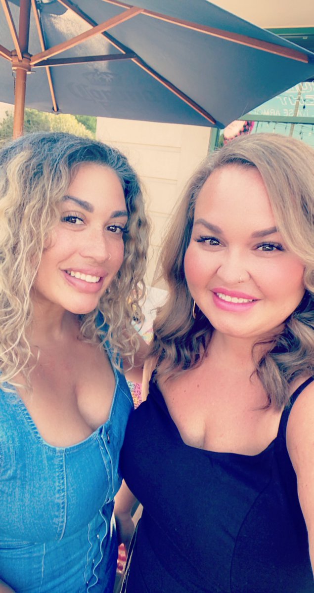 MsMarniece's tweet photo. You can find me either at work @TheBrowBabes or on a patio. #summerlove #fashionnova #mixedgirls #curlyhair #levelup #postop #mommymakeover #WomenSupportingWomen #SmallBusiness https://t.co/b9GQj4LdGg