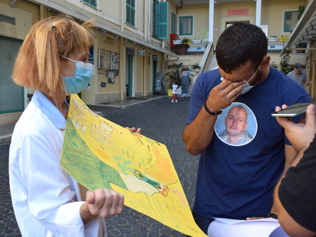 645 km a piedi in 18 giorni per sostenere la lotta ai linfomi. È l'impresa di Matteo, il giovane militare dell'<a href="/Esercito/">Esercito Italiano</a> Italiano partito da Bolzano per il Bambino Gesù di Roma con l'obiettivo di raccogliere fondi per la <a href="/fondbambinogesu/">Fondazione Bambino Gesù</a>: bit.ly/2CVMkDG