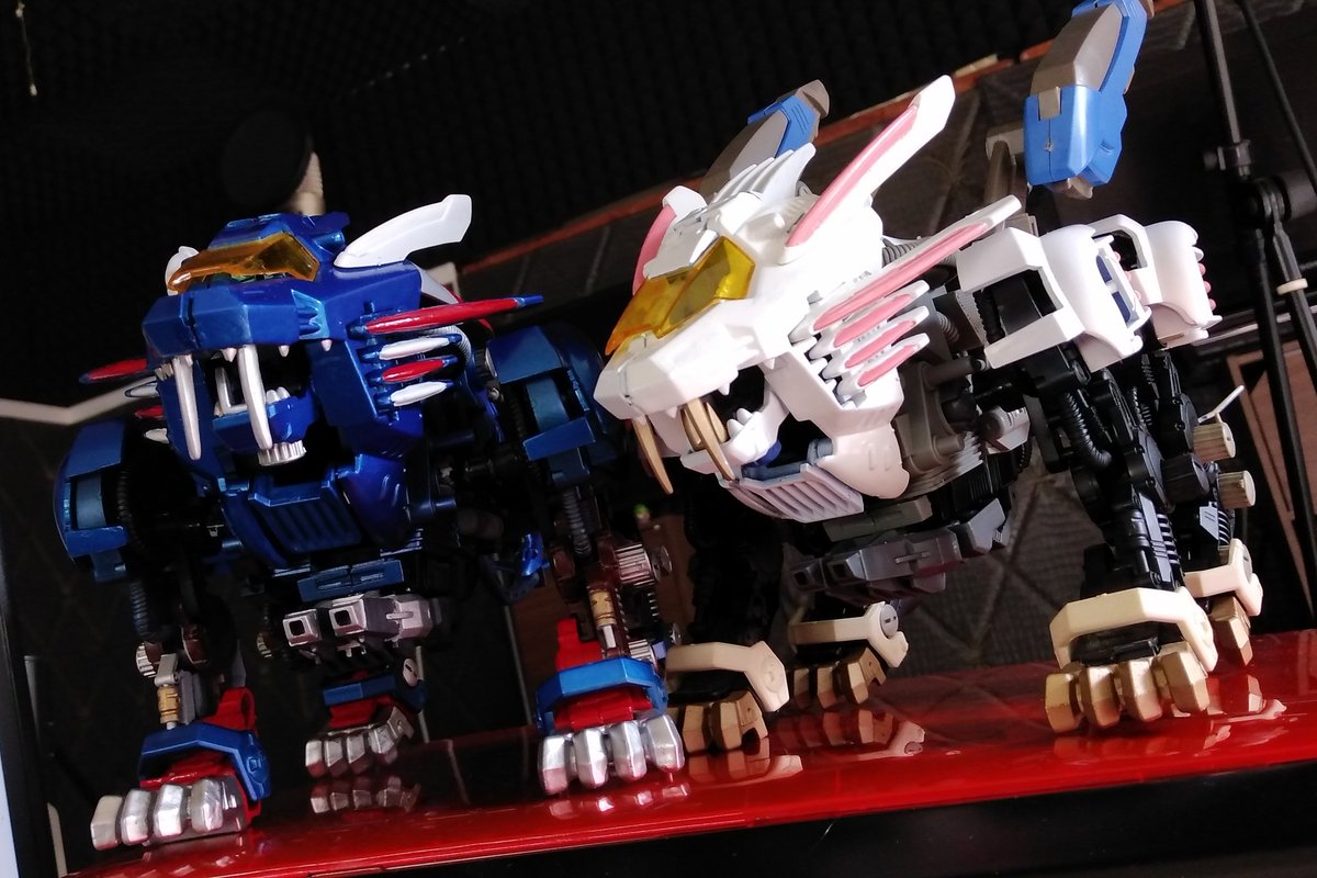 ブレードライガーミラージュ・カノン仕様  ゾイド 限定品 最終値下げ ゾイド】トミー 懸賞当選品 ブレードライガー ミラージュカノン