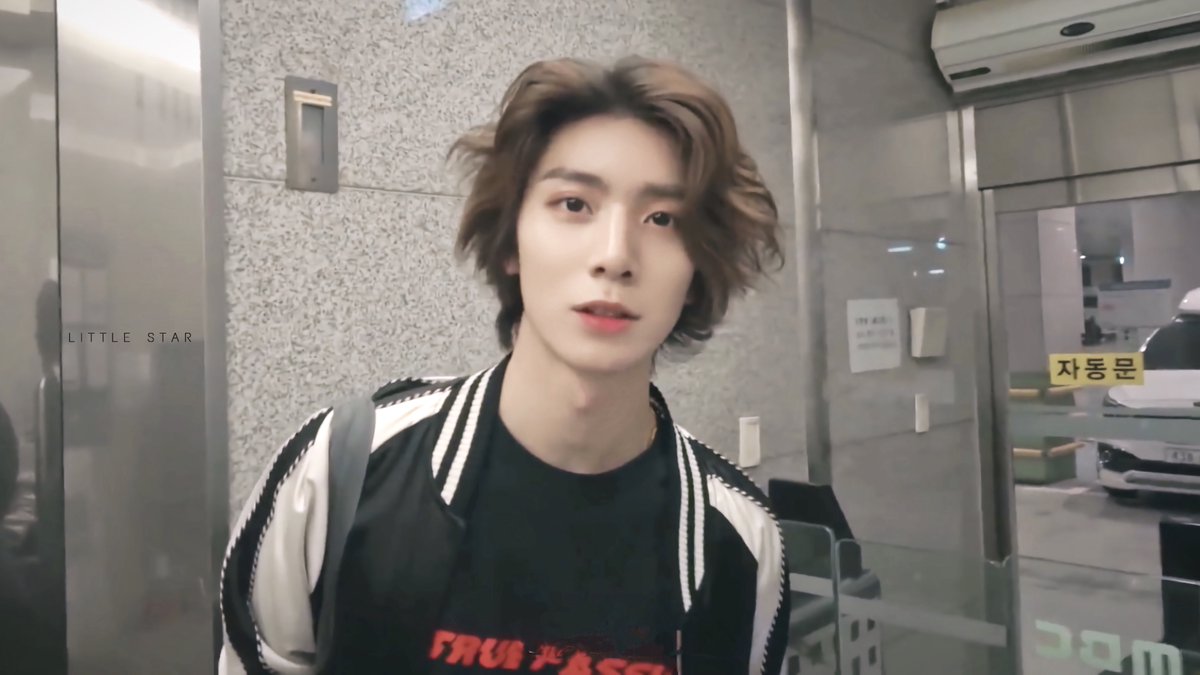 LittleStar_hwi's tweet photo. 180912 / 멤버 탐구생활
#휘영 #김영균 #김휘영 #SF9   #HWIYOUNG https://t.co/gFDzV8v0yN