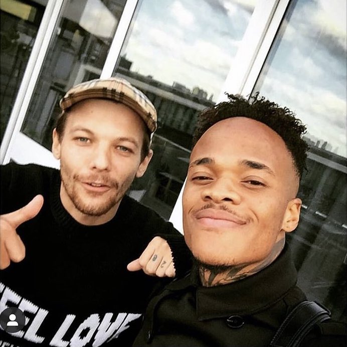 With1DNews's tweet photo. Armstrong Martins posted this throwback with Louis and Clifford! https://t.co/pY0fGjOJe5