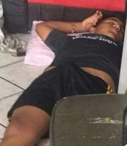 Memistico_'s tweet photo. Otros amaneciendo. || Yo amaneciendo. https://t.co/6g5qAnNU0m