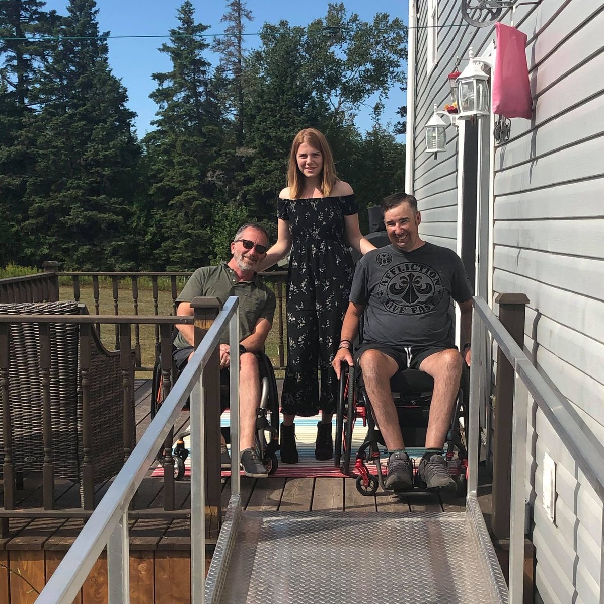 We would like to wish a happy birthday to Dave Grant, who turned 40 yesterday after returning home from rehabilitation at QEH. Dave enjoyed beautiful weather, cold beverages, company from family and friends, and a surprise visit from SCI PEI. 

#PEI #universaldesign