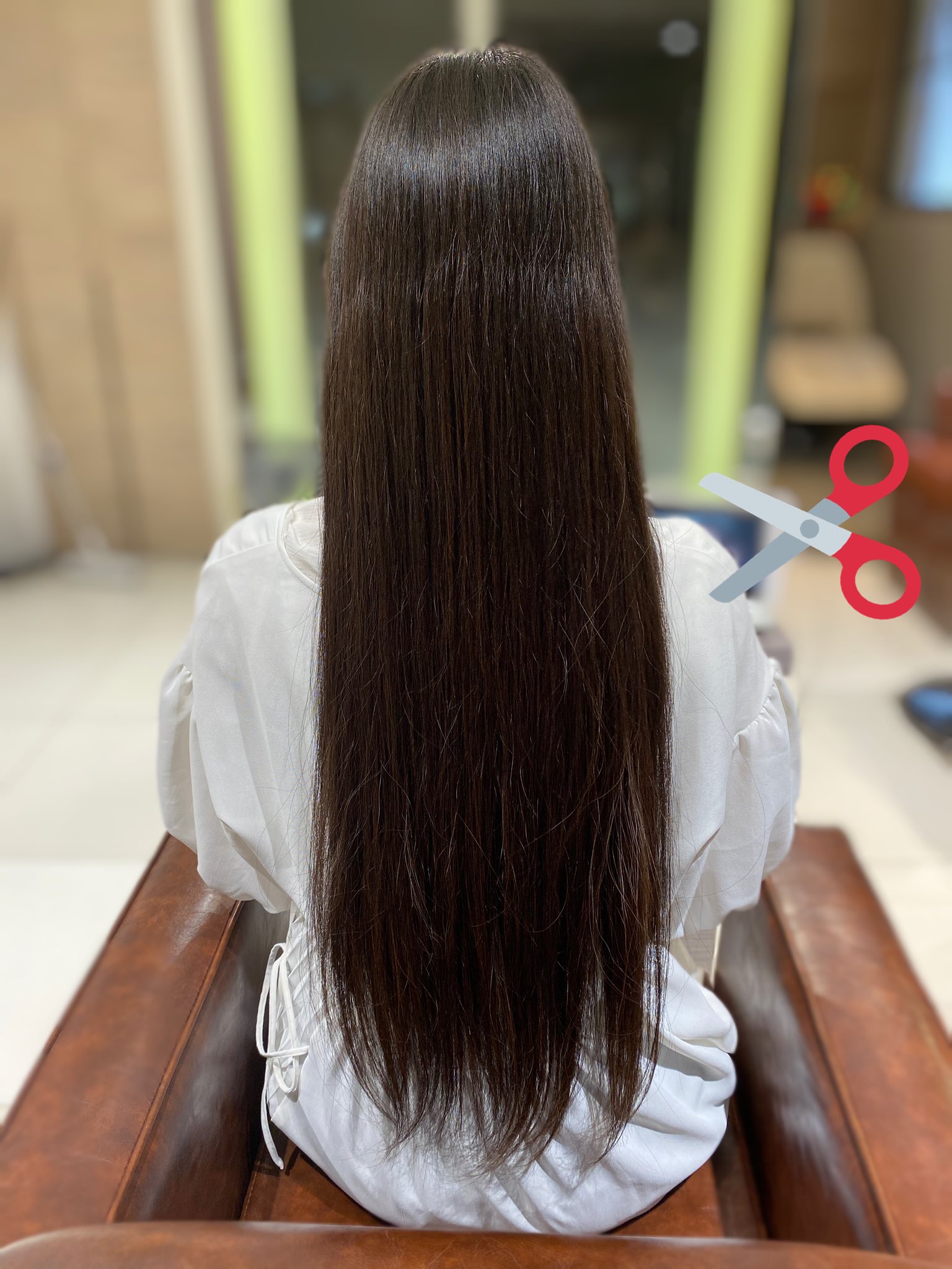 古賀葵 髪の毛を切りました ずっとやりたかった ヘアドネーションをしました こんなに短いのは2 3年ぶり で とても さっぱり 感動しています 髪の毛さん 誰かを笑顔にしてきてね そして Instagramを始めてみました 初心者ですが よろしく