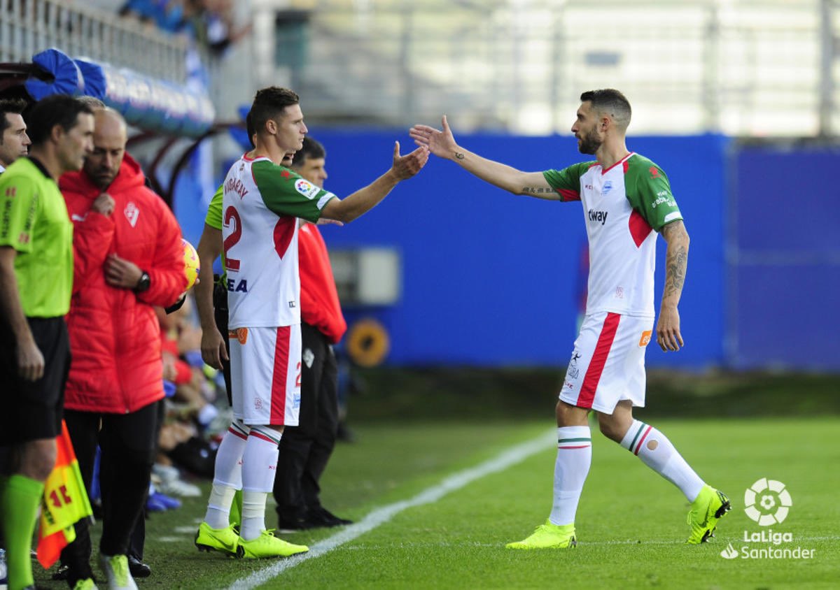 Muchas felicidades, hermano <a href="/BorjaBaston/">Borja Bastón</a>! 🎉💥