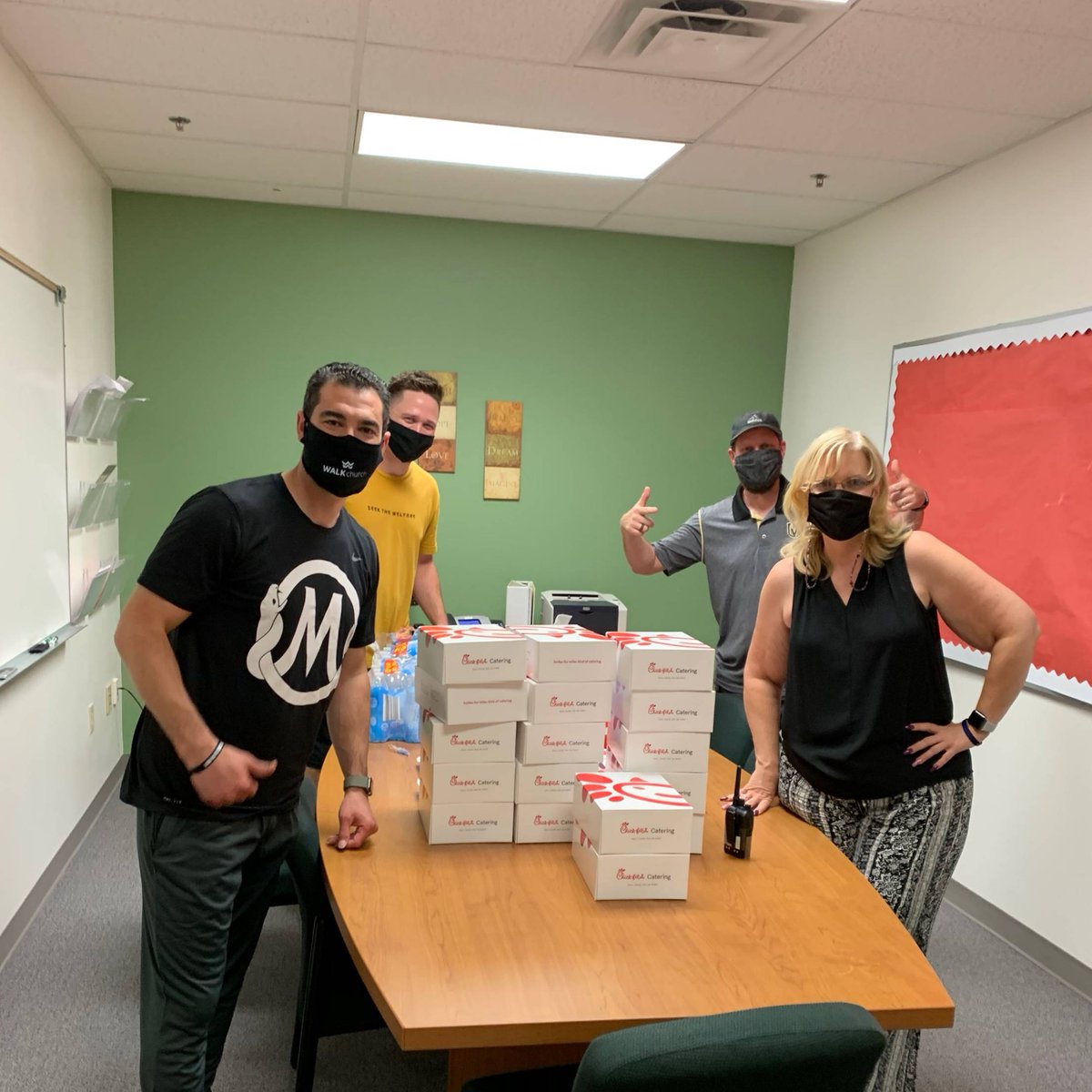 JLSchofieldMS's tweet photo. Shout out to WALK Church for providing lunch to our staff on the first day of school! It was just what we needed to make it through!
#SMSTogether #SMSTiger3 #1ForKids https://t.co/7ASsHWck1y