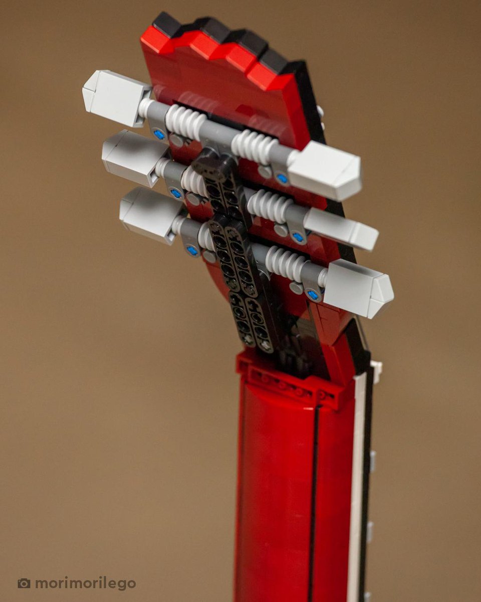 LEGO_Group's tweet image. Well, @gibsonguitar would probably want to rock out with this LEGO version too 😉 #RebuildTheWorld

📸 Thanks to Flickr user morimorilego for the stunning creation!