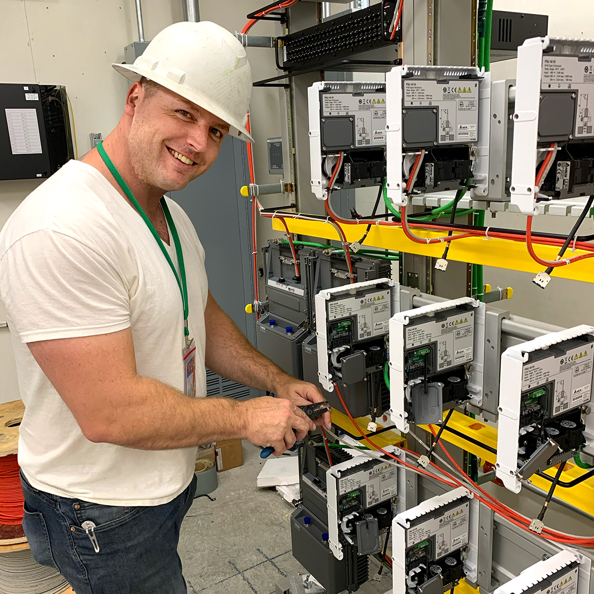 LegacyTowers's tweet photo. Service with a smile! Chris is doing beautiful work (as usual) putting in a DAS system for a large medical facility just north of here. It's all about keeping you connected! #LegacyDAS #PerfectIsGoodEnough #WeDeliverEveryDay https://t.co/0vV0zYx3fT