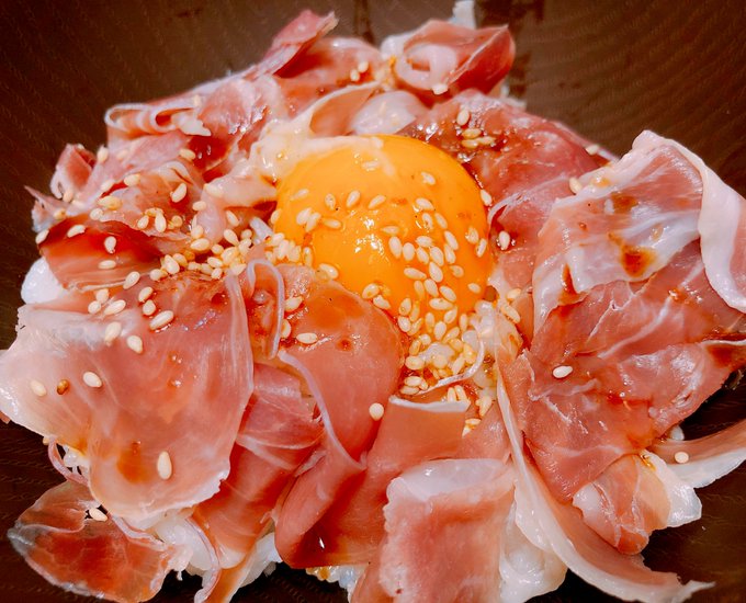 今日のごはんは生ハム丼です(∩˘ω˘∩) 