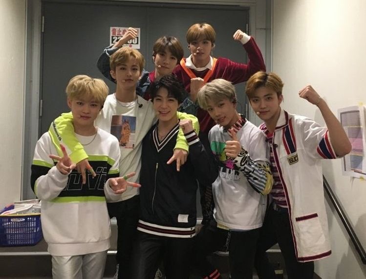 C0SMICNE0S's tweet photo. Mark Lee made many people cry when he left and now that he’s back, he still made people cry, this time out of happiness💚 i love you 7Dream❤️
#WelcomeHomeMarkLee 
#NCTDream4thAnniversary #4YEARSWITHDREAM
#NCTDREAMDAY825
#요드림_4주년_쩗쭓짧
#4YearsWithNCTDREAM @NCTsmtown_DREAM https://t.co/be5XoHmD9y