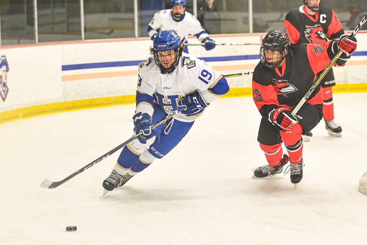 Congratulations to senior Teddy Simson (Chatham, NJ) who was awarded the Duell German Prize Scholarship at Convocation for excellence in the study of German #getscrolled