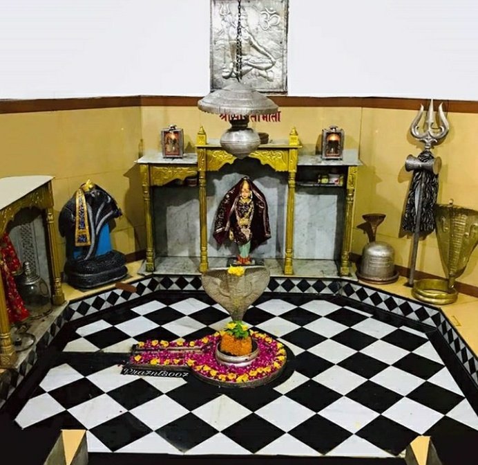 The lingam established itself there and came to be known as Baijnath or Vaidyanath.10.Nageshwar:- Daruk and Daruka both were demons. Daruka prayed to Girija and got a boon of an area of 16 yojan land that would go wherever she went.