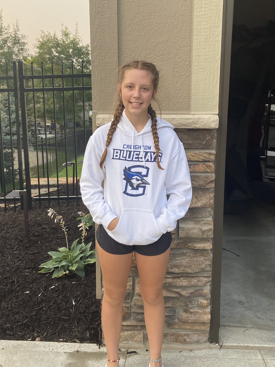 Freeman77jeff's tweet image. Last first day of HS for Ky!  Lauryn has two left!  #senioryear #sophmoreyear  #pushpause