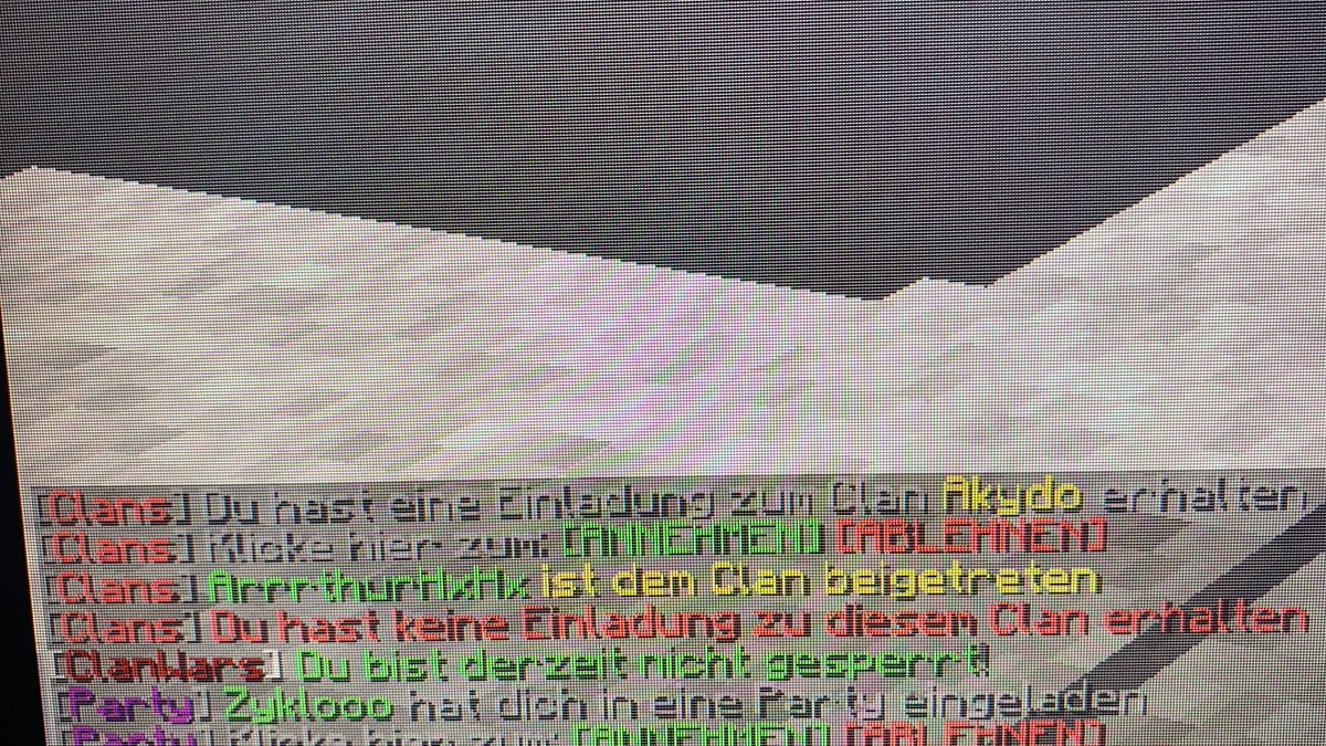 Ich bin jetzt in <a href="/AkydoBW/">Akydo - Clan</a> danke an <a href="/zyklooo/">Zyklooo</a> für die Chance :D