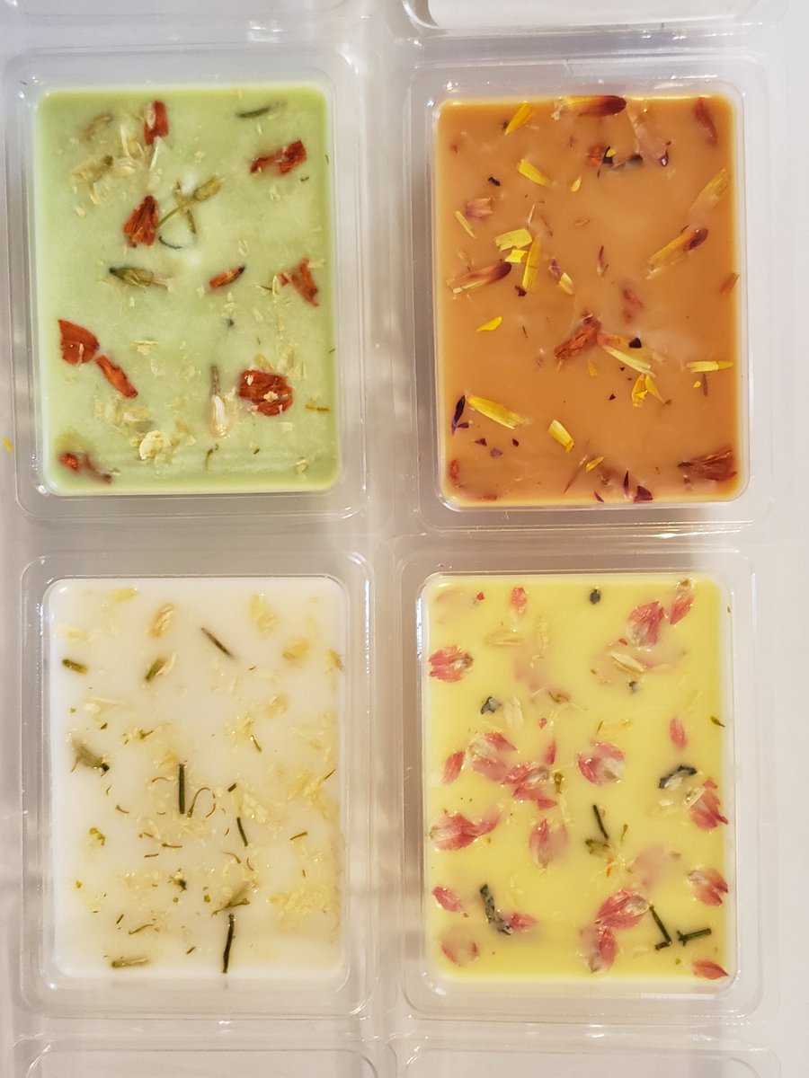 ZKidsTherapy's tweet photo. Decorative handmade scented soy wax melts 
https://t.co/Xf5mpaeE65 https://t.co/4ErTvvHy7t