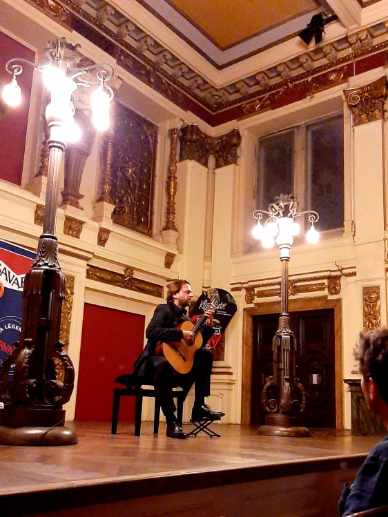 Ein großartiges Konzert von Marcin Dylla, einen der herausragendsten 🇵🇱 polnischen klassischen Gitarrenvirtuosen im Ehrbar Saal im Rahmen des 3⃣0⃣. Internationalen Gitarrefestivals FORUM Gitarre WIEN 2020

Wir haben uns gefreuet dieses Konzert unterstützen zu können 🎼.