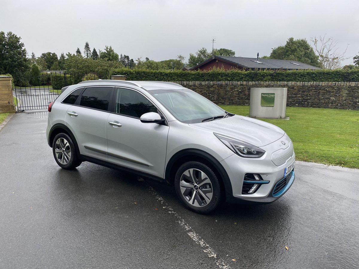 MartinWard_Cars's tweet photo. With #NGMW On the @KiaUKPR test drive day. Currently driving this Kia e-Niro (full electric) with a range of up to 282 miles. I first drove an e-Niro on a hot sunny day in Nice.. today driving one in a wet and cold Harrogate. But whatever the weather.. it’s a brill EV.. https://t.co/x1bSmZW59F