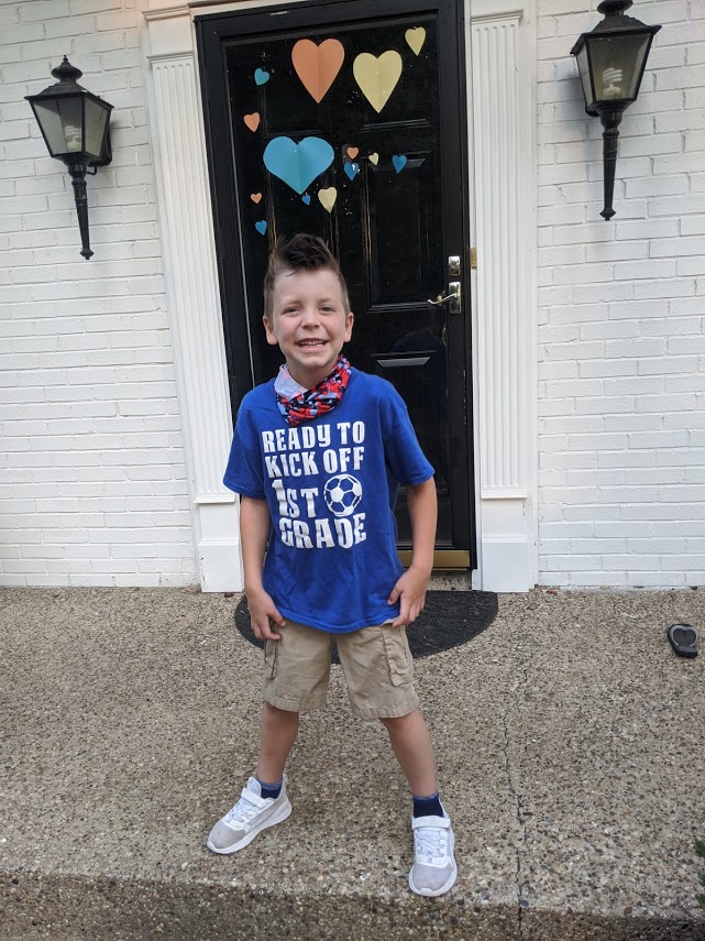 Little man flexin' on his first day of 1st grade💗

Pierce: Do I look like @terrycrews, Mom??? 💪💪
Me: Identical, honey.

#KentuckyStrong #PierceApproved #DaphneTheDestroyer #NTI #NortonElementary #Louisvillelove #wearegoingtogethroughthis #togetherKY