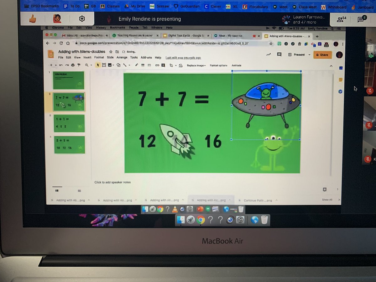 KaylaCreighton4's tweet photo. Awesome digital task cards PD @HennMrsVieira and @missrendine! Thank you! π©πΌβπ«π» #HennesseyRising #SummerPD #DistanceLearning #DigitalTaskCards https://t.co/xWaCsr0Vtd