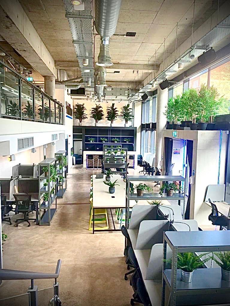 People have asked us why open a new business during these challenging times? Our answer is why not? We believe startups, freelancers, WFH’ers, SMEs need a dynamic space to grow.
We are OPEN for tours! Book yours at info@Hubflow.co.uk or visit our website