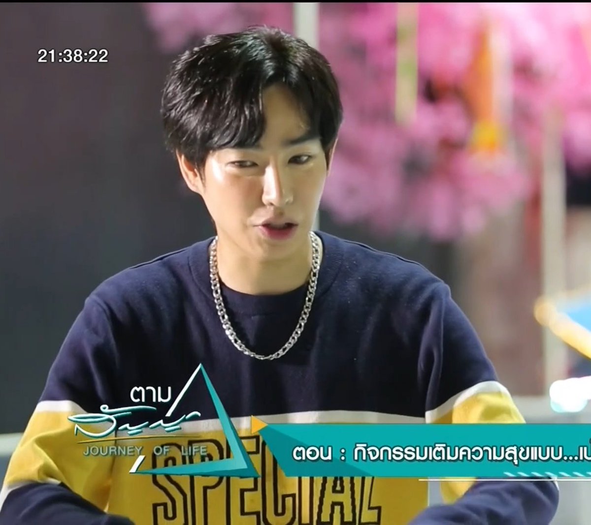 Nafonaja's tweet photo. แจ้มแดงๆ มีเลือดฝาดดดด น่ายักมากๆๆๆ 🥺

#TamSanyaXPeckPalit #เป๊กผลิตโชค #Peckpalitchoke https://t.co/7Qib1jp4sv