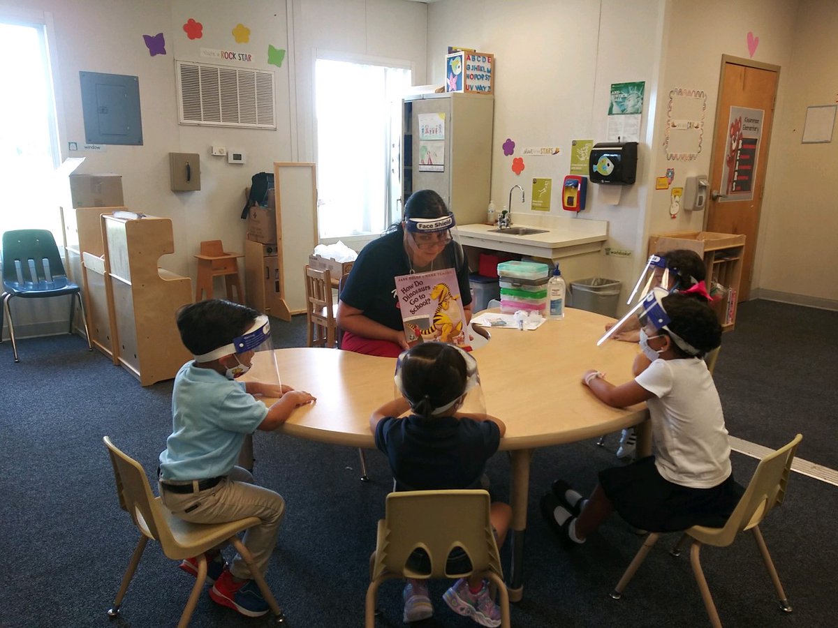 😷First Day of School for our VPK students and ready to learn. We are super proud of them and all of our staff!
#SDOCGoodtoGreat 
#SDOCStartSmart