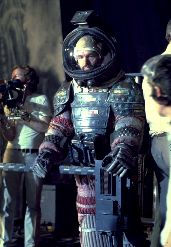 avpgalaxy's tweet photo. Everyone at Alien vs. Predator Galaxy would like to wish Alien's Tom Skerritt a happy 87th birthday! #TomSkerritt #HappyBirthday #HappyBurstday #CaptainDallas #Alien https://t.co/jKKFCfs0jj