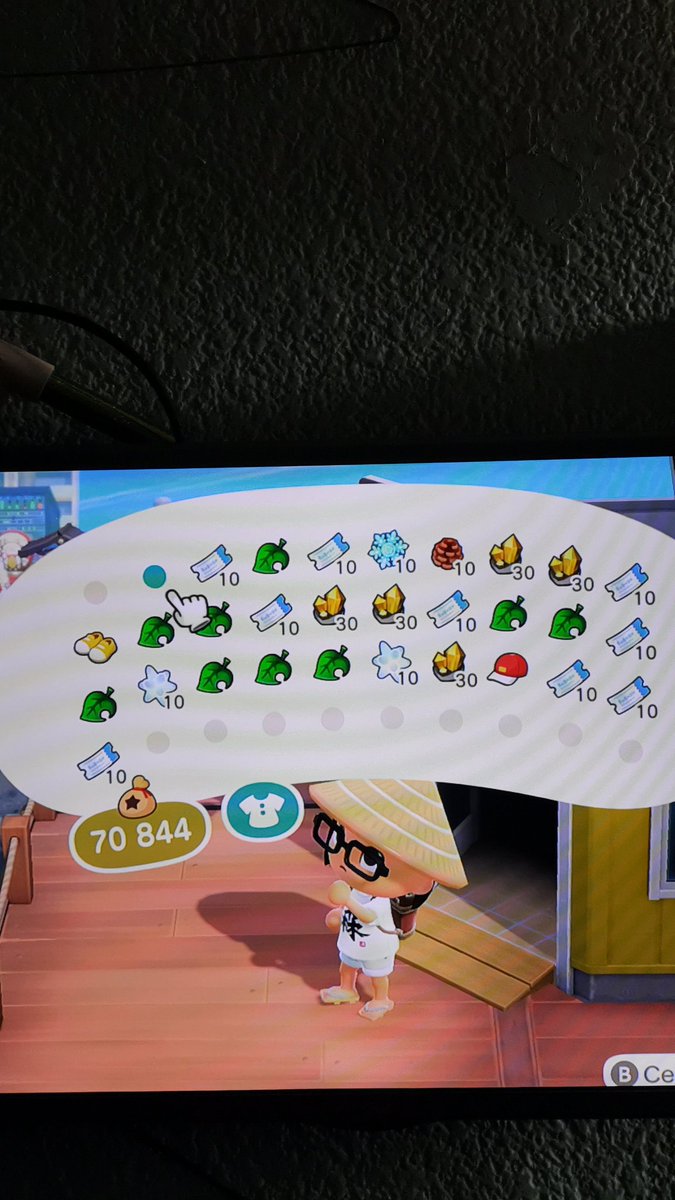 m_m0nz's tweet photo. @ACNHGIVEAWAY5 Looool such a funny race 😎😎🤣🤣💕💕☺️☺️ Thank you so much!!! 🙏🙏😊 #acnh #AnimalCrossingNH #AnimalCrossing #AnimalCrossingNewHorizons #ACNHgiveaways https://t.co/f2xsvZQVpx
