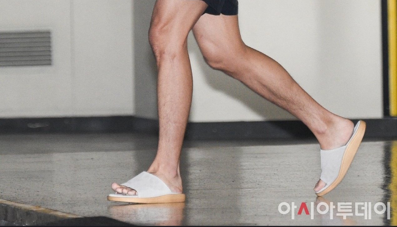 EgRqBNSWsAArc4h?format=jpg&name=large