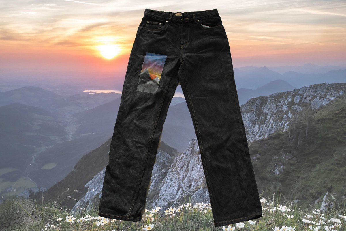 MOUNTAIN JEANS - hand painted and thrifted - size W33" - €30 with free shipping to the Netherlands. International shipping possible https://www.etsy.com/listing/832736904/mountain-sunset-hand-painted-black?ref=shop_home_active_12&frs=1