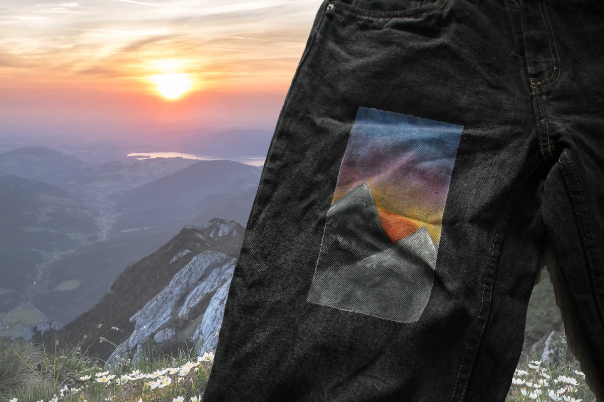 MOUNTAIN JEANS - hand painted and thrifted - size W33" - €30 with free shipping to the Netherlands. International shipping possible https://www.etsy.com/listing/832736904/mountain-sunset-hand-painted-black?ref=shop_home_active_12&frs=1