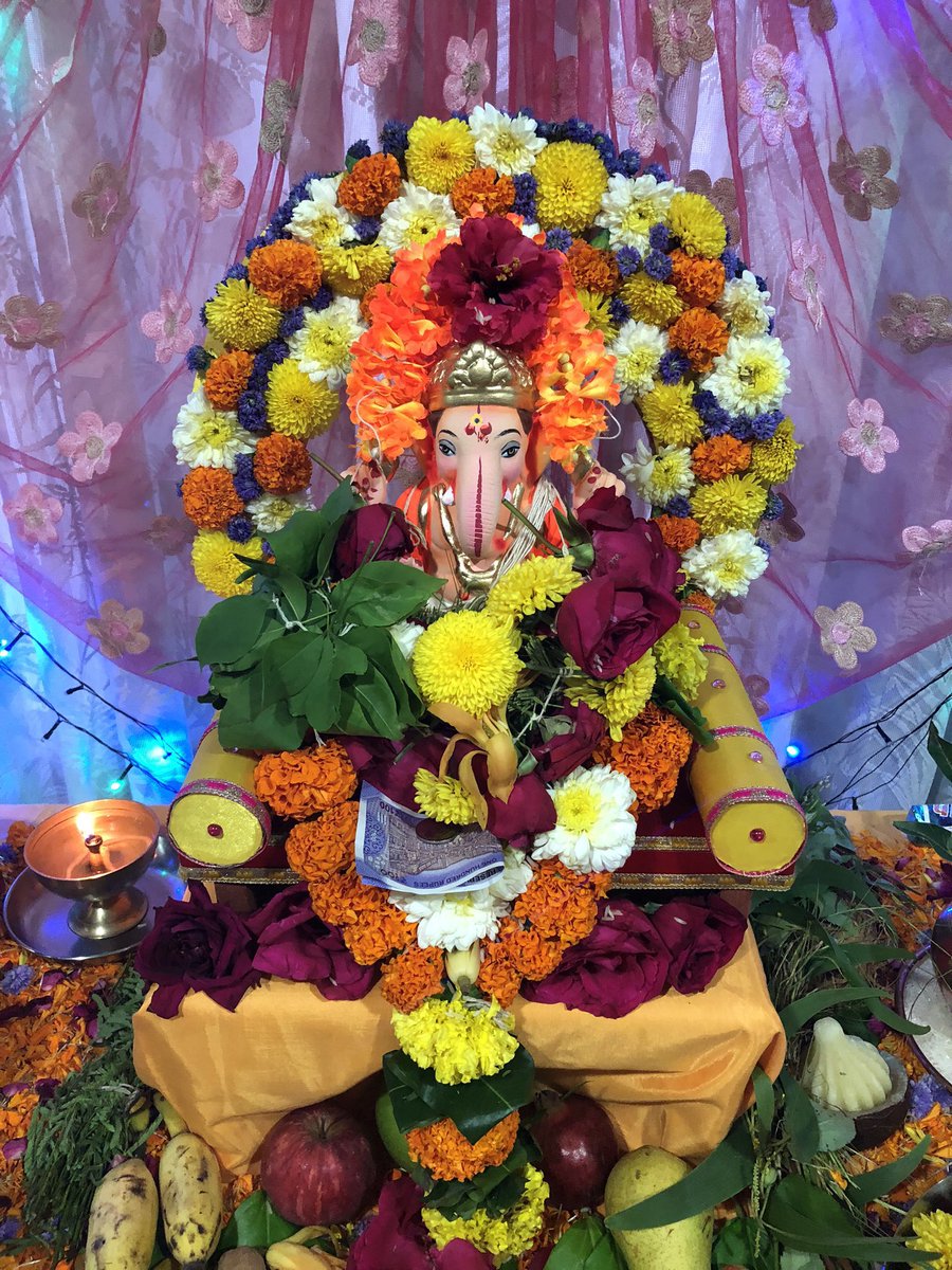 @bikaneribhujia Here's My Entry Team 

#HarMannMorya #BhikaramChandmal #ganpatidecoration #contestalert #tastyfriendforever @bikaneribhujia

@Yellowpetals @sonali31104 @Aniketw1551 @rijhwani_h @Vaibhvtweets @GeeknGlam