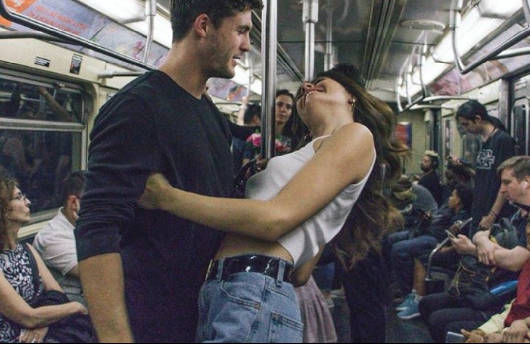 1_B_N's tweet image. وفي قلبي شخص واحد أعتبره صديقي وحبيبي وشخصي المفضل والجميع 🖤