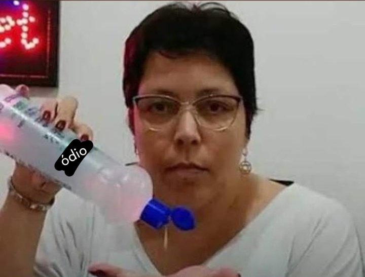Lourojos20's tweet photo. Bel: Essa Tag é R-I-D-Í-C-U-L-A
O Twitter indo criar uma nova Tag pra demonstrar o quanto ela foi Cuzona:
#BelMalAgradecida https://t.co/0uxle2T8Fc