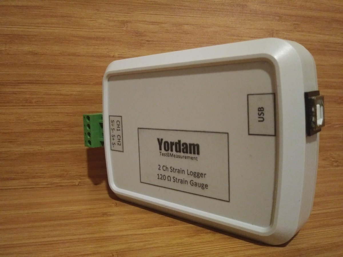 2 kanallı 120Ohm-350Ohm strain gauge datalogger, statik ve dinamik testler için uyumlu, 2 kanaldan 32 kanala kadar farklı versiyonlar. 
#straingaugelogger #datalogger #straingauge #türkmalı #veritoplamacihazı #gerinimpulu #sensreadersoftware #straingaugeyapıştırmakiti #yordamtest