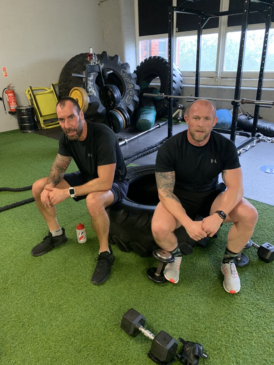 Fair owd session with <a href="/Hammermcfc/">Mark Hamer</a> this afternoon... upperbody weights session &amp; assault bike circuit to finish 🏋🏻🚴🏼‍♂️🤢