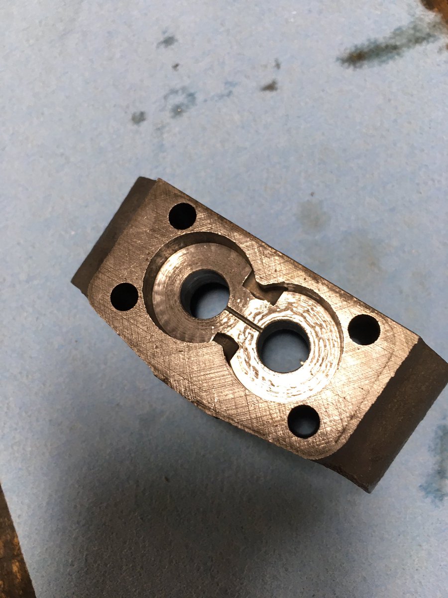 HooligansCycles's tweet photo. CommanUNdoing... Oil pump getting a going through... #Norton #nortoncommando #commando850 #vintagemotorcycle #Britishmotorcycle #classicmotorcycle #motorcyclerestoration #rideimust #hbcparts #hooliganscycles #hooligansbritishcycles https://t.co/SfCRvtEdDB