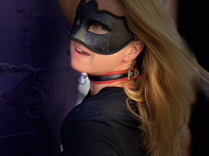 I think this is one of the pictures I love the most. I feel fabulous and it shows. My Master made this<a href="/tag/painslut"class="tags"><span>#painslut</span></a><a href="/tag/submissiveslut"class="tags"><span>#submissiveslut</span></a><a href="/tag/pussytorture"class="tags"><span>#pussytorture</span></a><a href="/tag/bdsm"class="tags"><span>#bdsm</span></a>