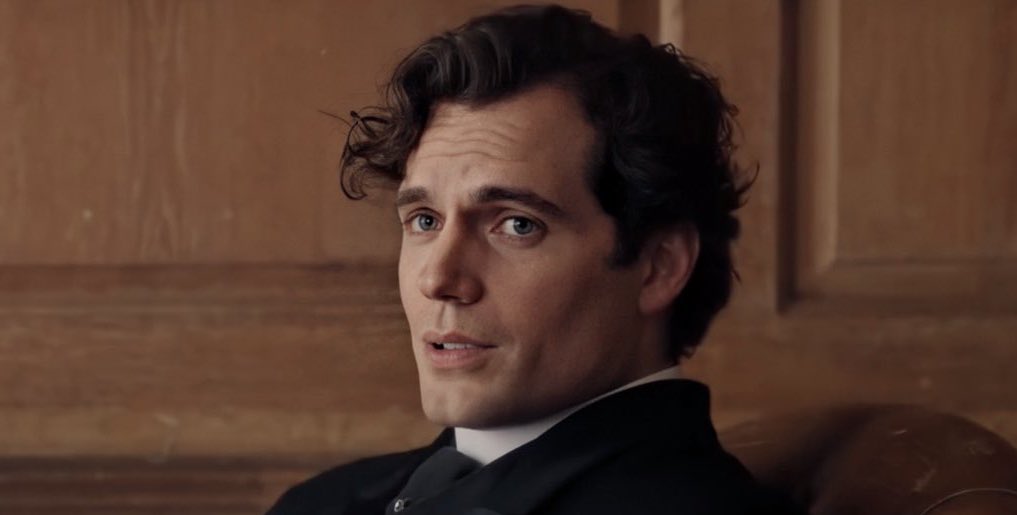 OK, this still of Henry Cavill looking handsome and dashing in curly hair for a new film has inspired me to unleash the Superman Hair Rant which I have been biting back for some time
