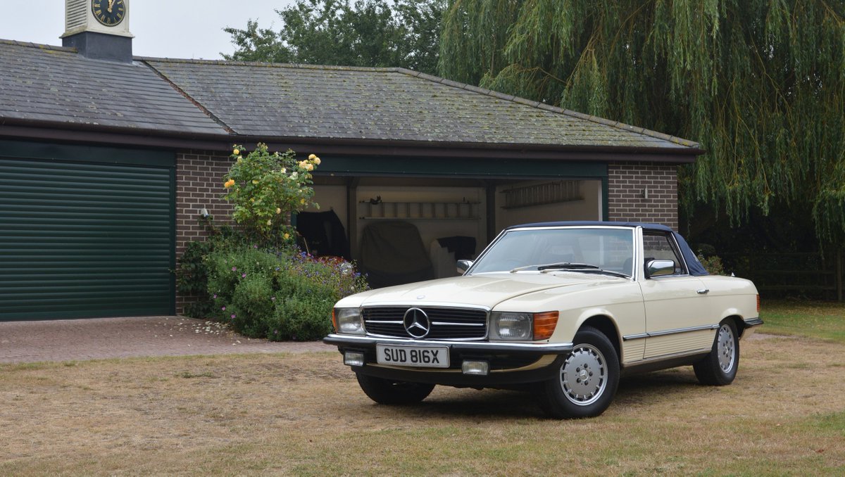 carandclassic's tweet photo. Now available on Car &amp; Classic Auctions - This gorgeous Mercedes 280SL - Do you have an SL story? Hit the link to view this example

https://t.co/TUTrOOGSa7

#MercedesSL #MercedesBenzSL #SL280 #ClassicCar #R107 #CarandClassic https://t.co/7pyBoQsFE0