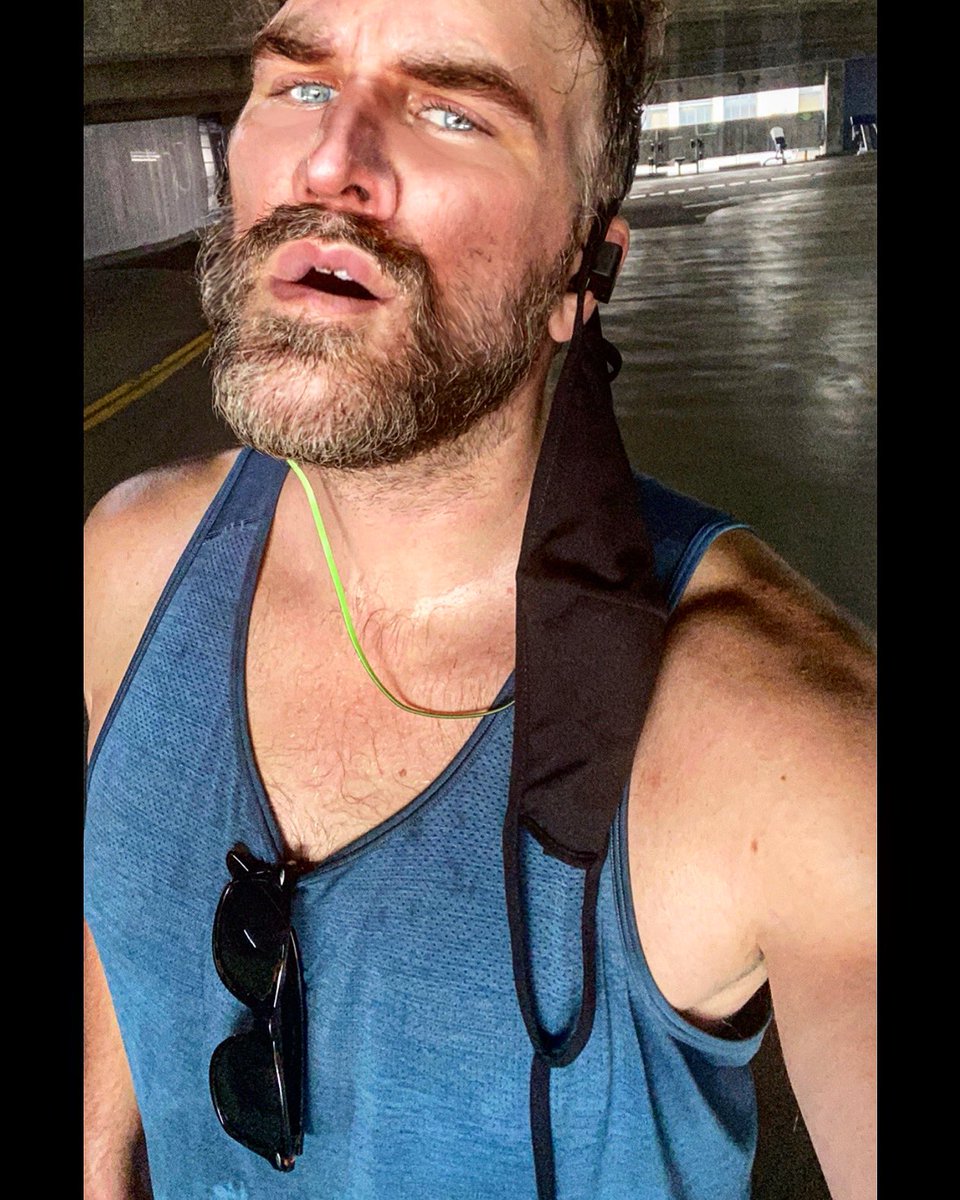 therosskimball's tweet photo. On Tuesdays we run the parking garage. Day 2 of no sugar, no carbs, no screens. #Accountability #QuarantinePod https://t.co/oftm0WenWi