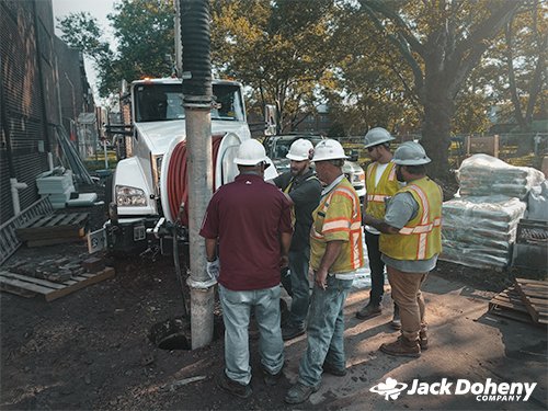 jdc_team's tweet photo. Doheny training is second-to-none. Available in the field, on your site. #dohenyknowhow
https://t.co/oR3j6ZnKEH https://t.co/fV9v06liHE